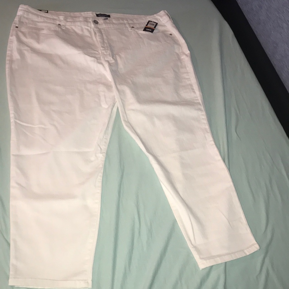 Women’s Plus-Size Mandie Crop Jean
